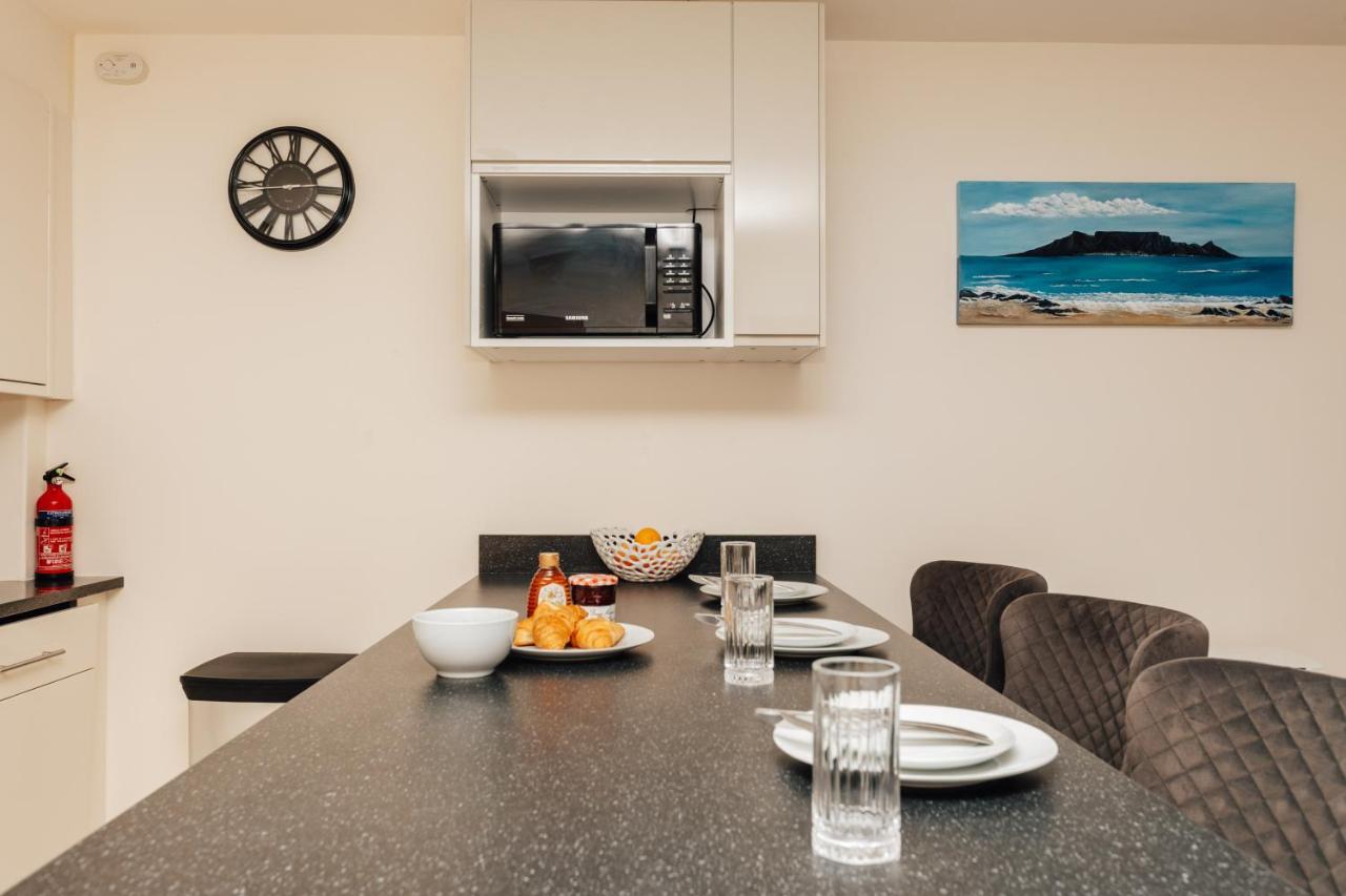Henley Town Centre With Parking Apartamento Exterior foto