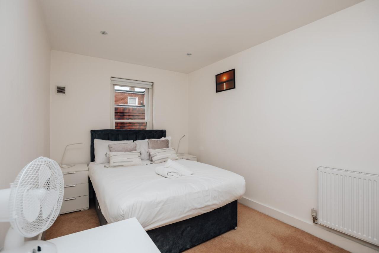 Henley Town Centre With Parking Apartamento Exterior foto