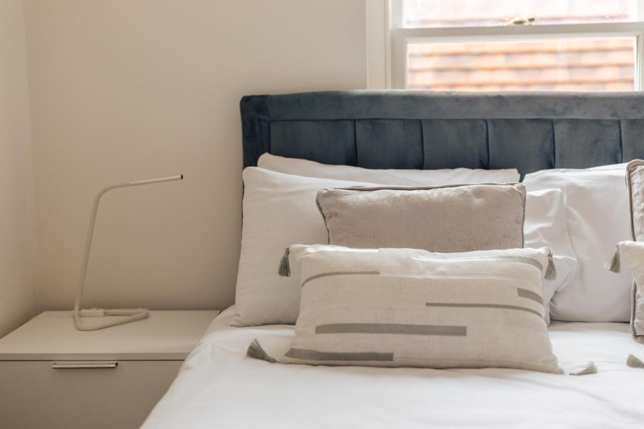 Henley Town Centre With Parking Apartamento Exterior foto